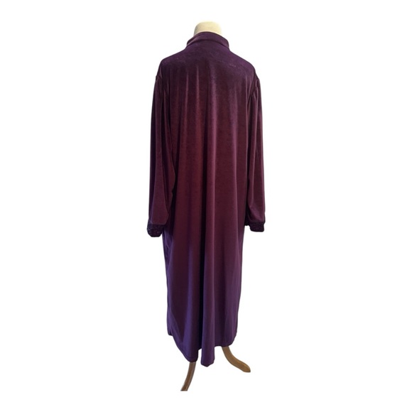 Crowntuft XL Velvet Robe Vintage Saybury Maroon ValourSmocked Long Sleeved Dress - Picture 6 of 9